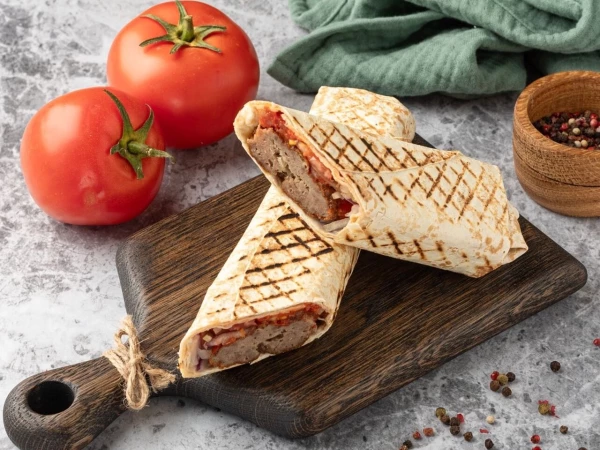 Люля-кебаб из баранины в лаваше 