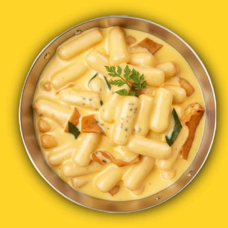 Токпокки в сырном соусе