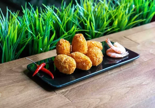 муни с креветкой и беконом