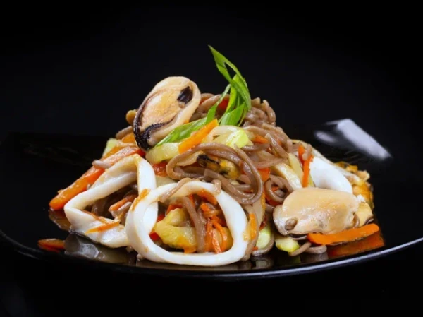 Соба с морепродуктами 250г