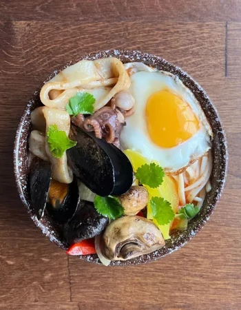 Домбури с морепродуктами