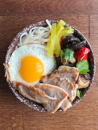 Домбури со свининой 