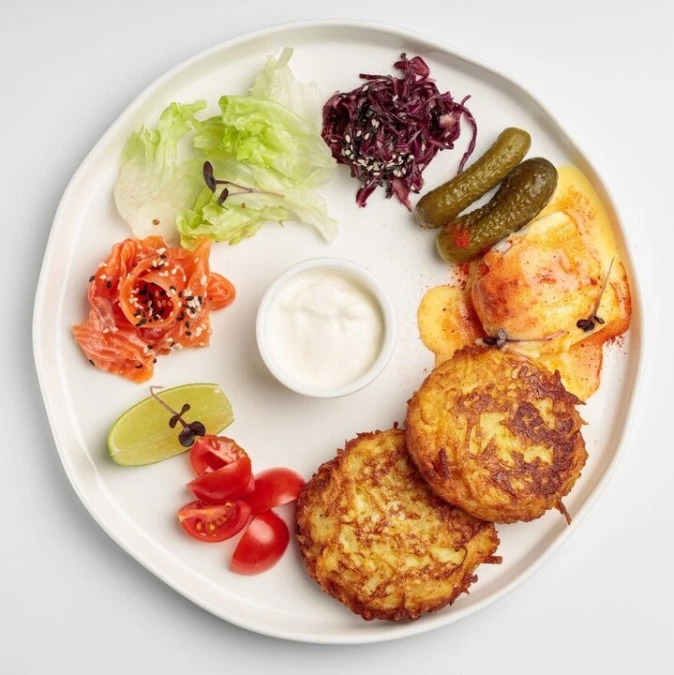 Завтрак с лососем