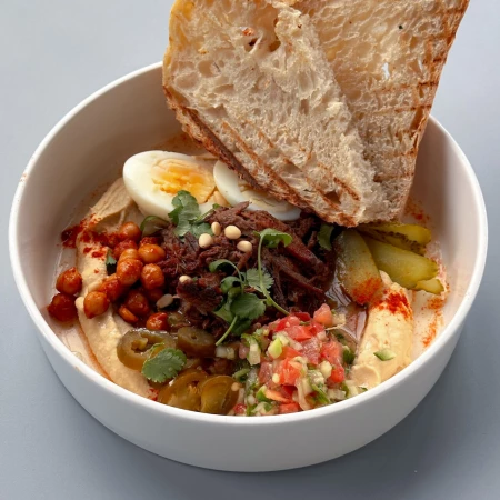 Израильский завтрак с говядиной