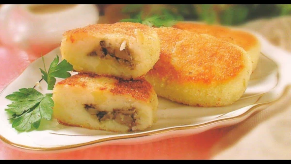 Зразы картофельные с грибами