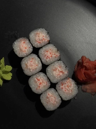 Маки с крабовой палочкой 8 шт, 110 гр