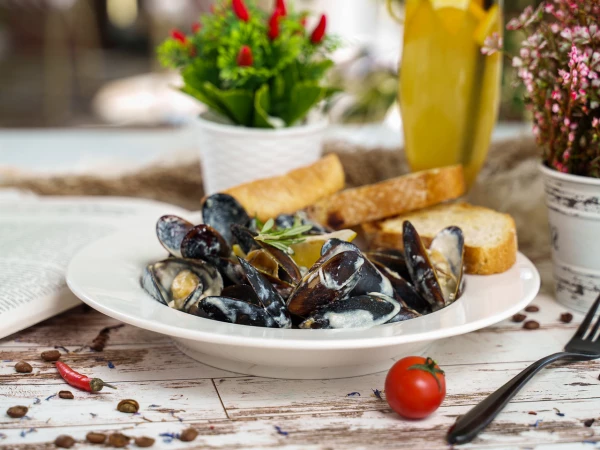 Мидии в соусе горгонзола