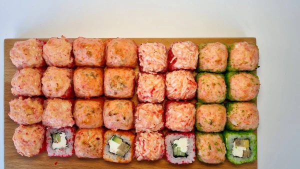 Сет запеченных роллов