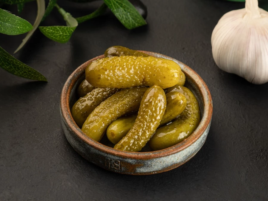 Корнишоны маринованные