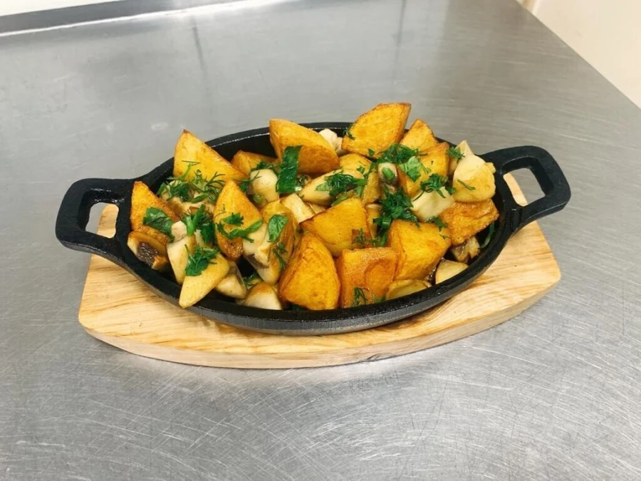 Жаркое из картошки с грибами