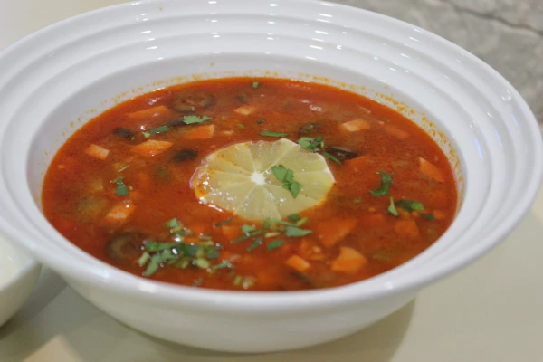 Мясная солянка