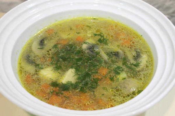 Суп из шампиньонов и курицы