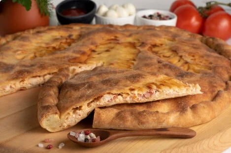 Пирог с форелью и рубленным картофелем 