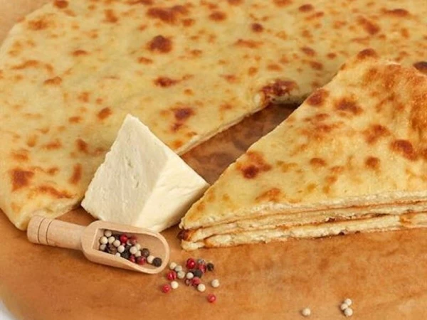 Осетинский пирог с грибами и сыром