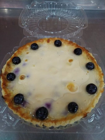 Пирог творожный с голубикой, кг
