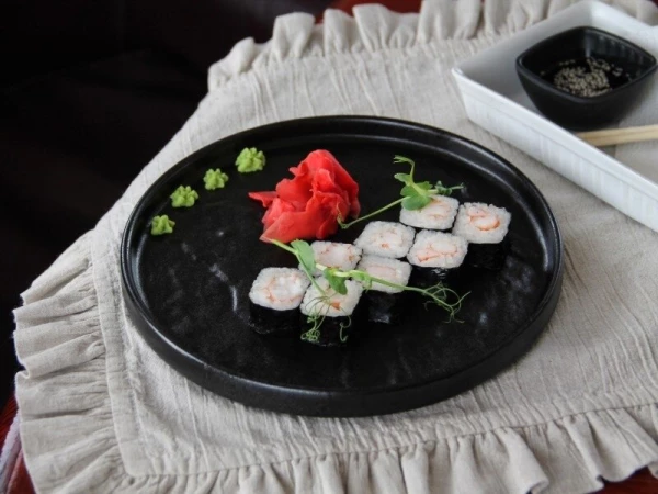 Маки с креветкой