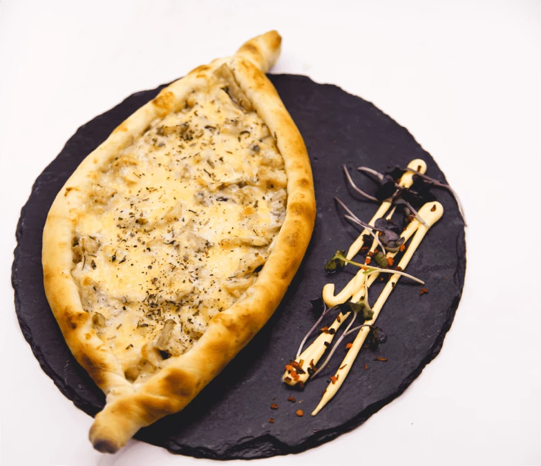 Жюльен с курицей и грибами