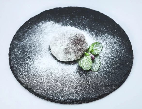 Моти с шоколадом