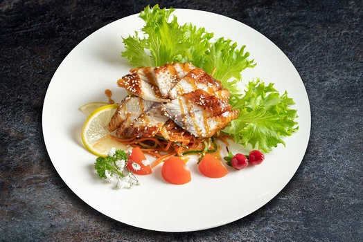 САЛАТ С УГРЕМ