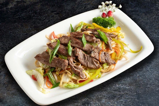 ЯКИ УДОН ЛАПША С ГОВЯДИНОЙ