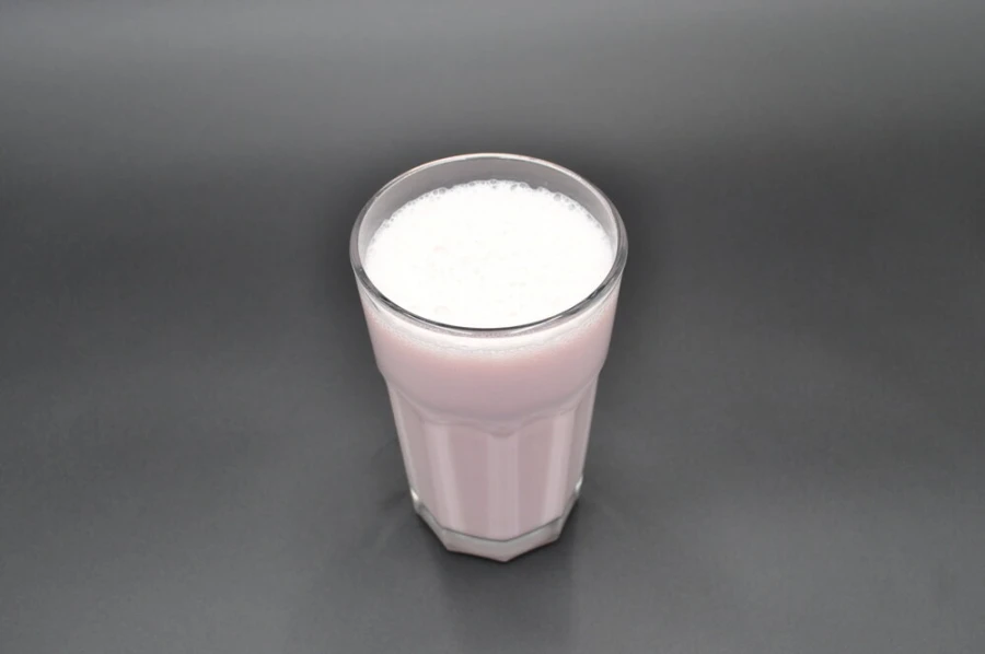 Клубничный милкшейк