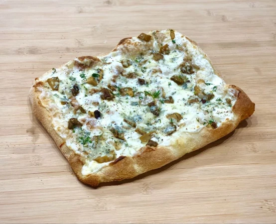 С белыми грибами и горгонзолой