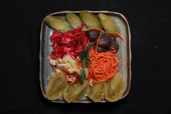 Ассорти из таджикских маринадов