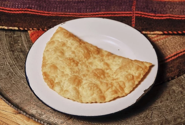 Чебурек с сыром