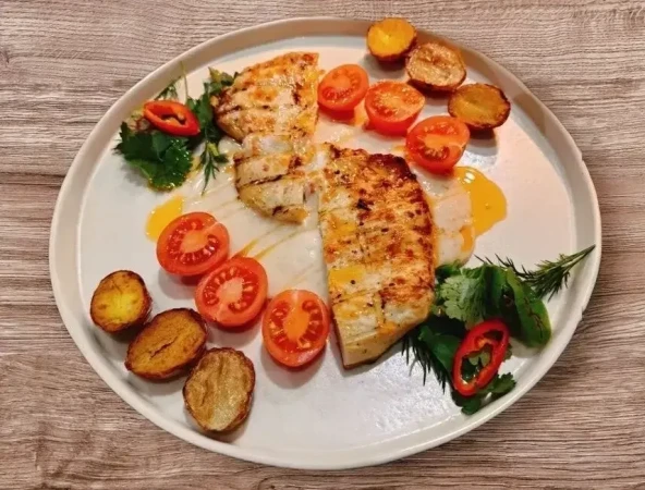 Куриный стейк в ореховом соусе