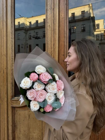 Букет XS микс пионовидных роз 40 см