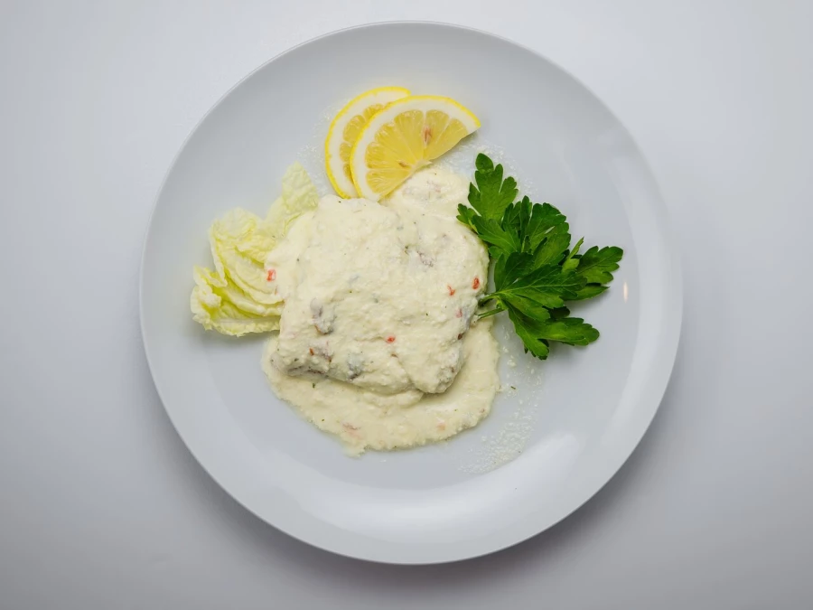 Рыба в сметанном соусе