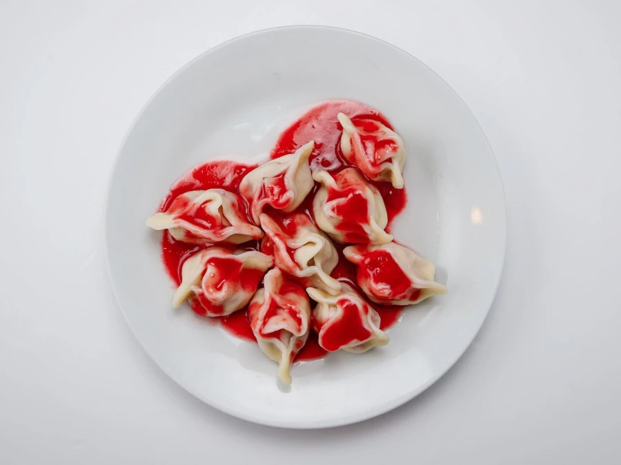 Вареники с вишней и с заварным кремом