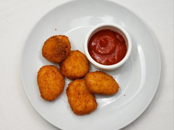 Наггетсы куриные с кетчупом 