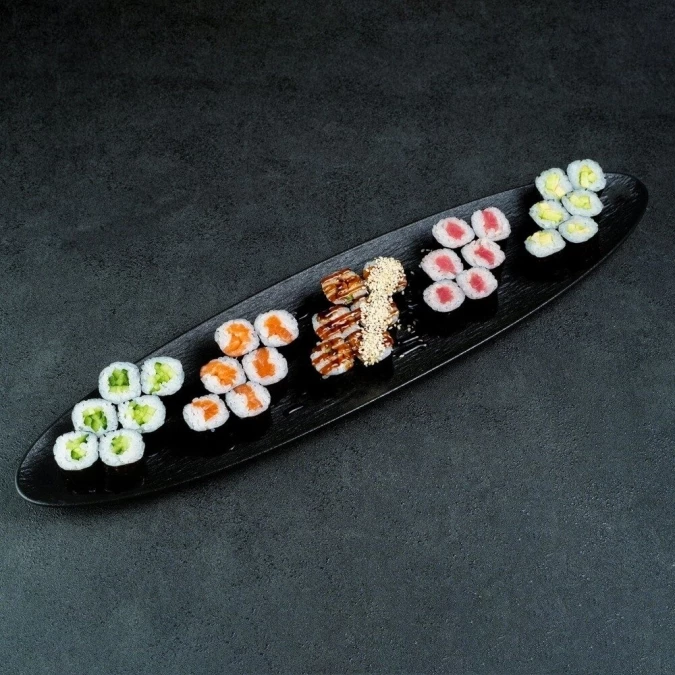 Ролл с Угрём