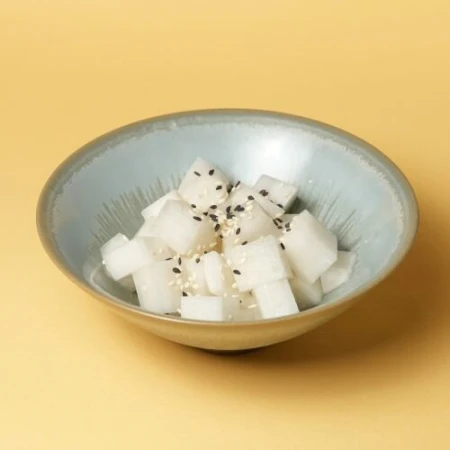 Дайкон маринованный 