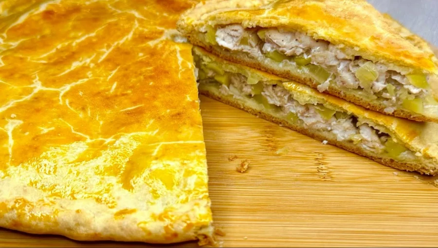 Домашний пирог с курицей 1шт