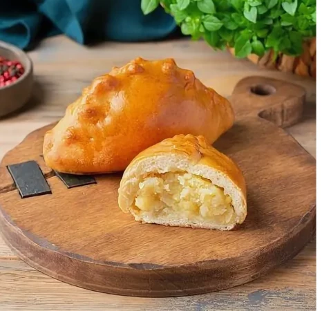 Пирожок с картошкой 1шт