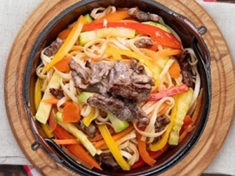 Удон с говядиной