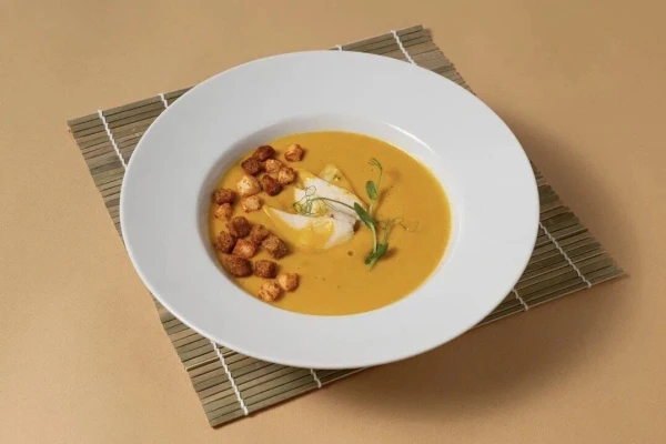Суп тыквенный с куриной грудкой 