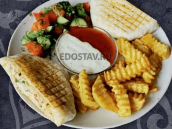 Шаурма по-арабски с сыром и грибами