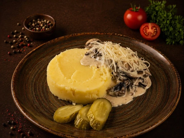 Бефстроганов с говядиной