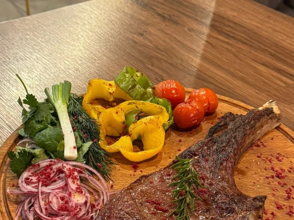 Стейк Томагавк 