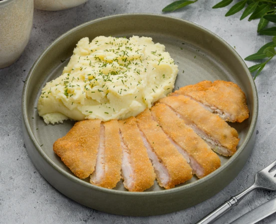 Куриный шницель с пюре