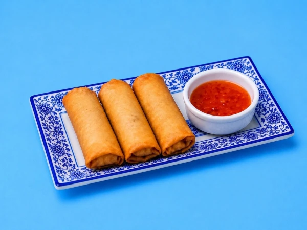 Спринг-роллы с курицей и овощами