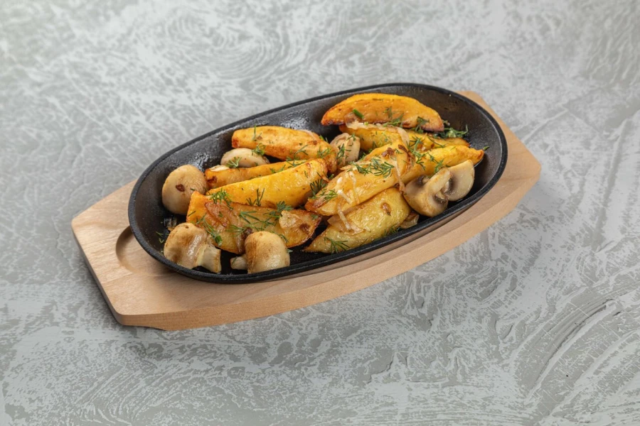 Жаренный картофель с грибами