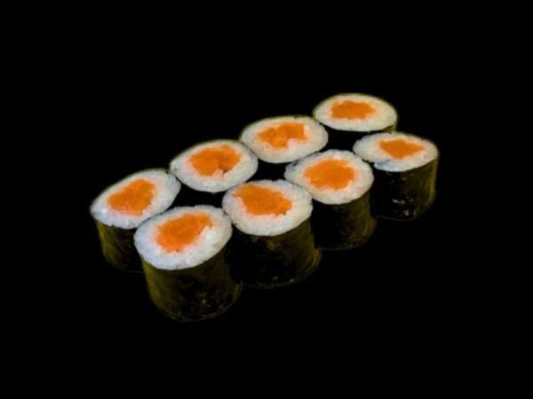 Маки с лососем