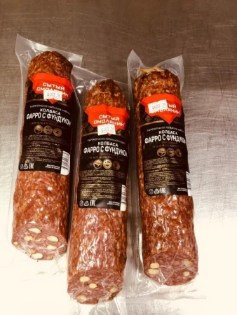 Сырокопчёная колбаса "Фарро с фундуком"