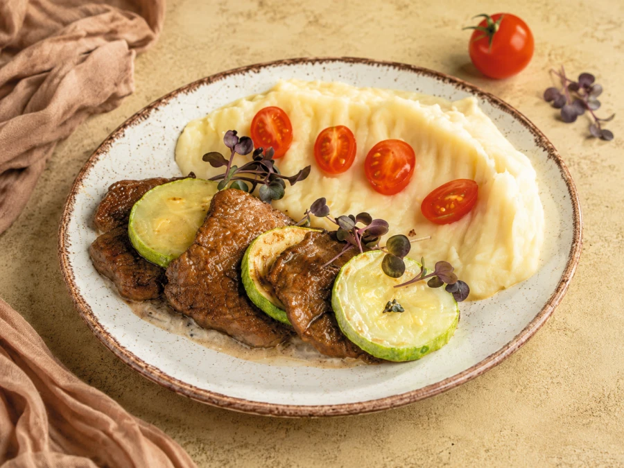 Хавас с картофельным пюре