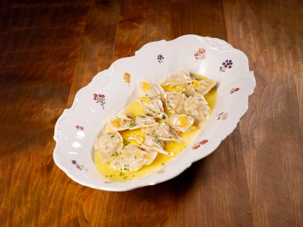 Пельмени с щукой и щучьей икрой
