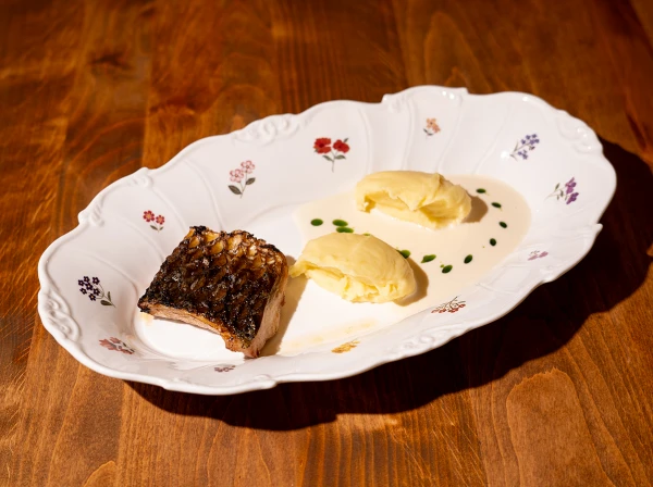 Пеленгас с картофельным пюре и сливочным соусом